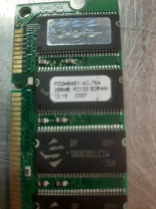 Sparkle GeForce2 MX + Ram Sdram DDR2