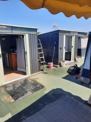 Se alquila parcela con baño y cocina para Camper