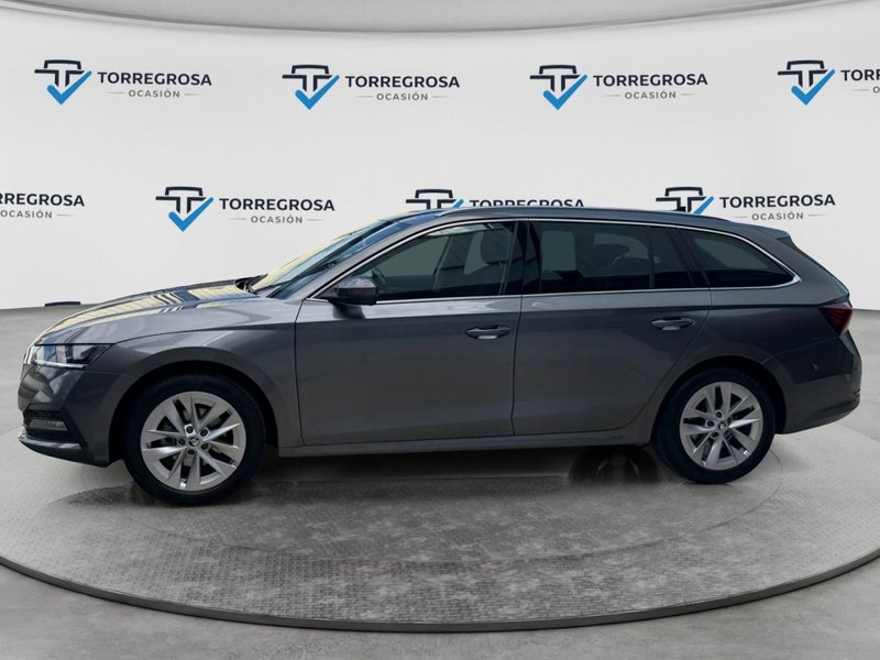 Škoda Octavia 2022, foto 2