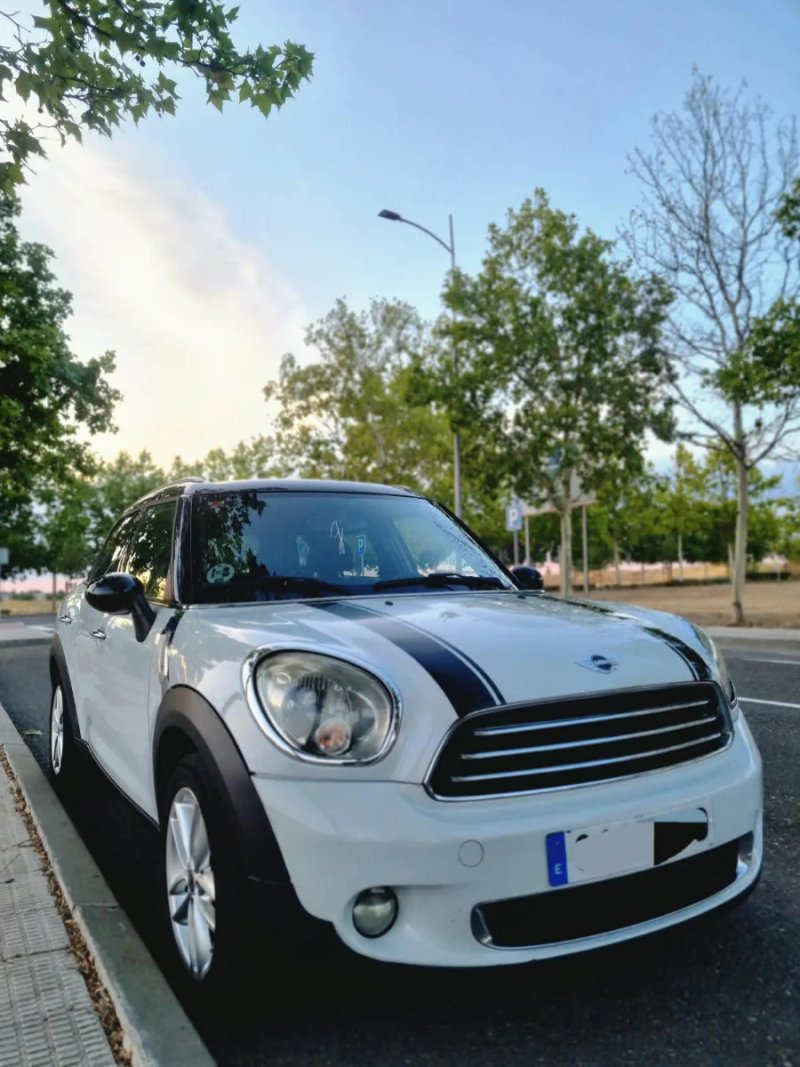 MINI Countryman 2010 - foto 1