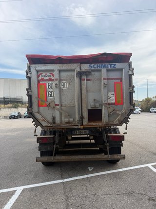 Bañera Schmitz basculante hierro 25,2 m3