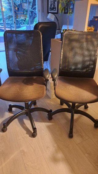 Sillas de oficina giratorias (2 unidades)