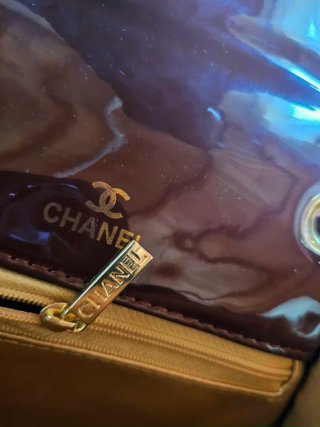 Borsa mini Chanel marrone con catena oro