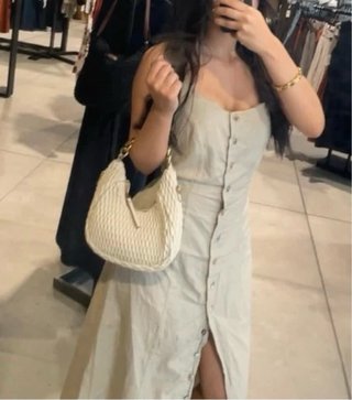 Vestito estivo lungo beige con bottoni