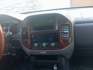 Mitsubishi Montero 2004