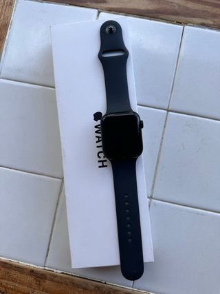 Apple Watch SE 3 44mm - 1 mese e mezzo di vita