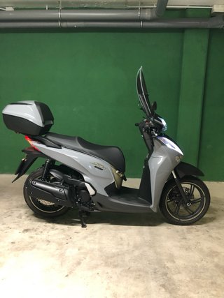 Honda SH 300i ABS Gris