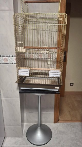 Jaula grande para pájaros