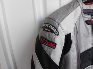 chaqueta de cuero teknic de moto talla 52 L