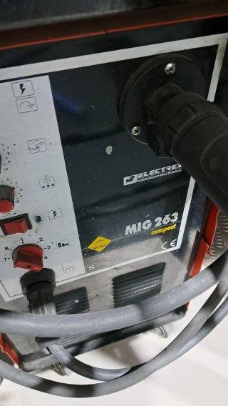 Soldadora de hilo Electrex MIG 263