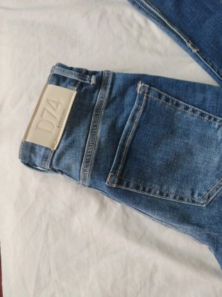 Pantalón vaquero Stradivarius Talla 34 a estrenar
