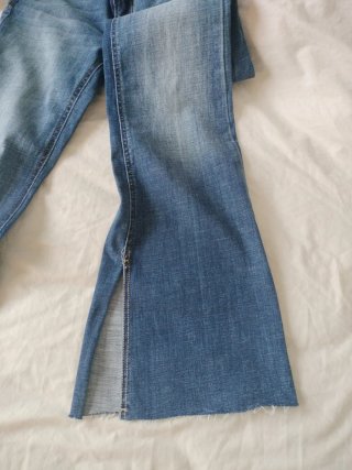Pantalón vaquero Stradivarius Talla 34 a estrenar