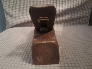 Cepillo de carpintero antiguo