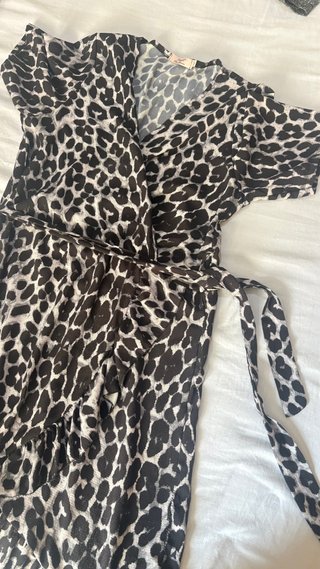 Vestido estampado animal print