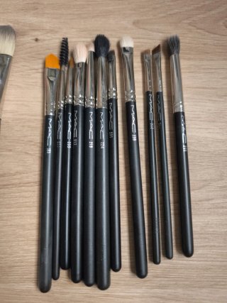 Set de brochas MAC (17) + Estuche