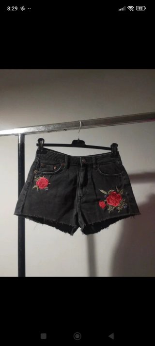 Shorts H&M denim ricamati taglia S