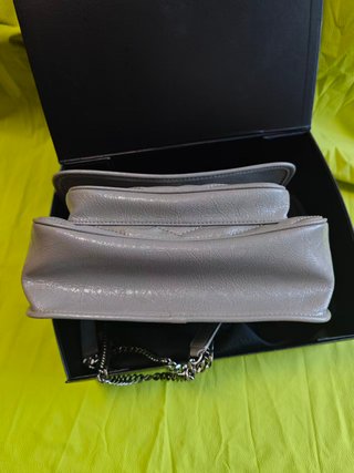 Bolso YSL Niki Gris Cuero Arrugado