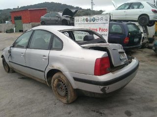 Volkswagen 038103373c culata passat berlina 182867