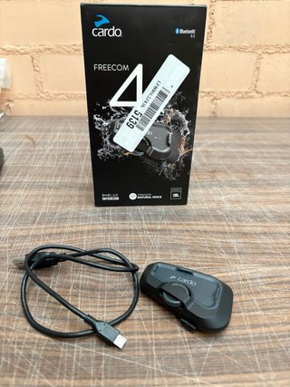 OJO Intercomunicador Cardo FREECOM 4X Averiado