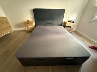 Letto con contenitore e testiera 150cm grigio scuro