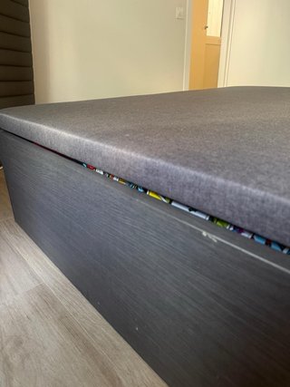 Letto con contenitore e testiera 150cm grigio scuro