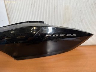Tapa Lateral Trasera Izq Honda Forza 300 2015