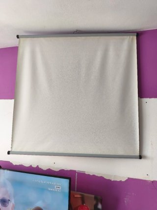 "Regalo"Pantalla Proyector 100x100