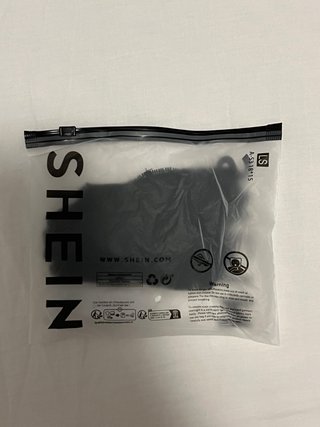 Tanga encaje SHEIN negro talla única