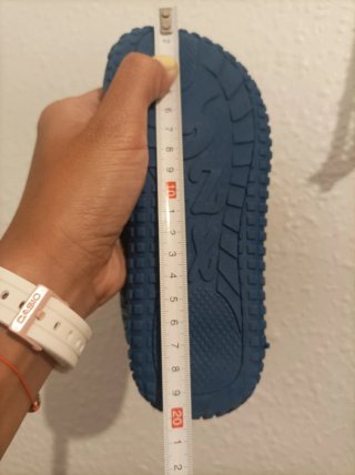 Escarpines de agua talla 30