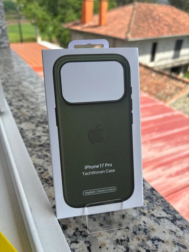 Funda para iPhone 17 Pro TechWoven Verde