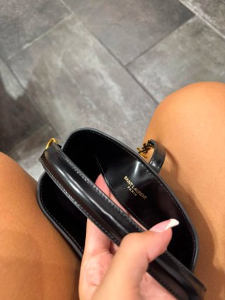 Borsa Saint Laurent nera in pelle YSL