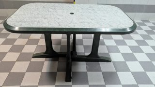 Mesa de plástico plegable para exterior