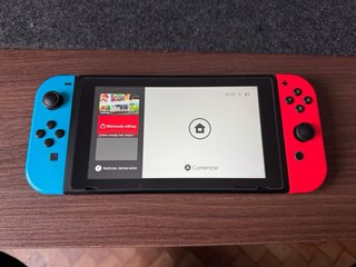 Nintendo Switch + 5 Juegos Pokémon y Zelda