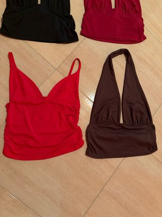 4 Tops Halter Talla XS Sin Uso
