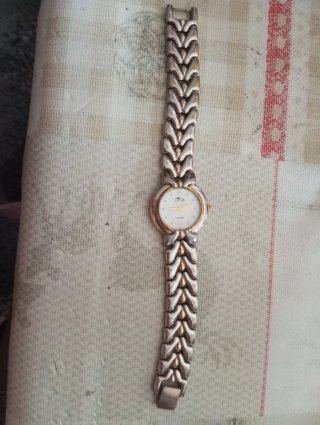Reloj Lotus Mujer Dorado y Plateado
