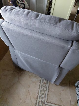 Sillón reclinable gris