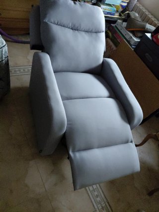 Sillón reclinable gris