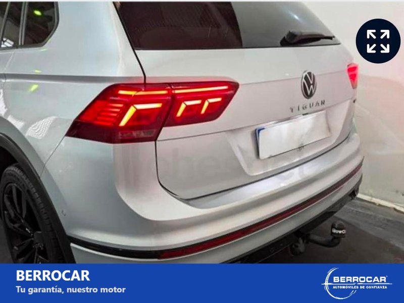 Volkswagen Tiguan R-Line 2.0 TSI DSG 4Motion (2021) 2022, foto 6