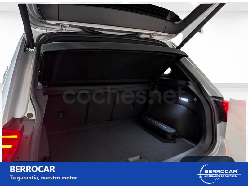 Volkswagen Tiguan R-Line 2.0 TSI DSG 4Motion (2021) 2022, foto 17