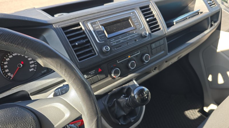Volkswagen Transporter 2020, foto 15