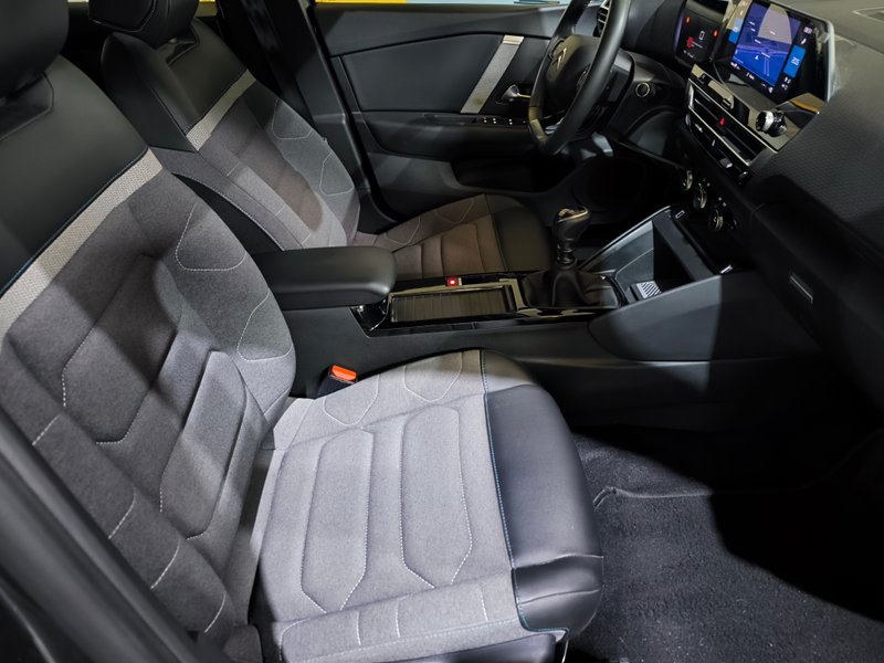 Citroën C4 1.5 BlueHdi S&S Feel Pack (2021) 2021, foto 5