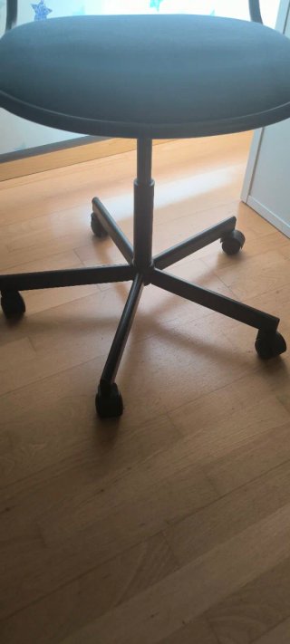 Silla infantil de escritorio IKEA