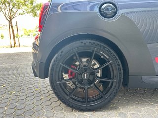 Llantas Autec Clubracing 18x8.5 Negras