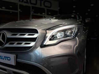 MERCEDES BENZ GLA 200 D 136 CV URBAN LINE AUTO 7-T