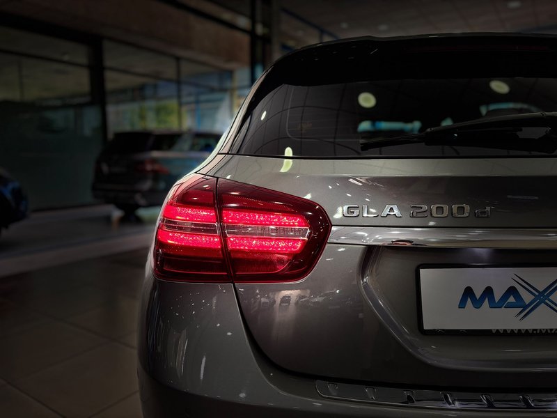 Mercedes-Benz GLA 2017, foto 8