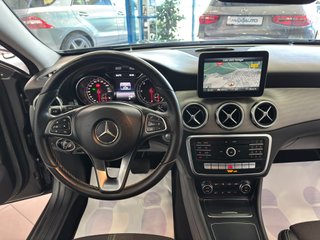 MERCEDES BENZ GLA 200 D 136 CV URBAN LINE AUTO 7-T