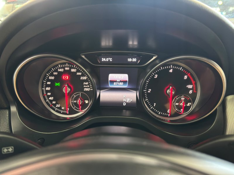 Mercedes-Benz GLA 2017, foto 22