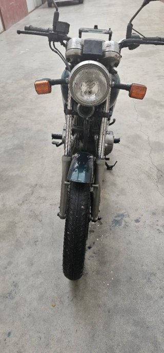 Honda CB250 Naked Verde Oscuro