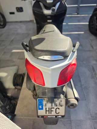 Yamaha XMAX 250 Maxi Scooter