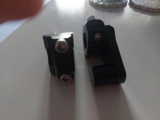 Alzas Manillar Moto Rox Negras 22mm